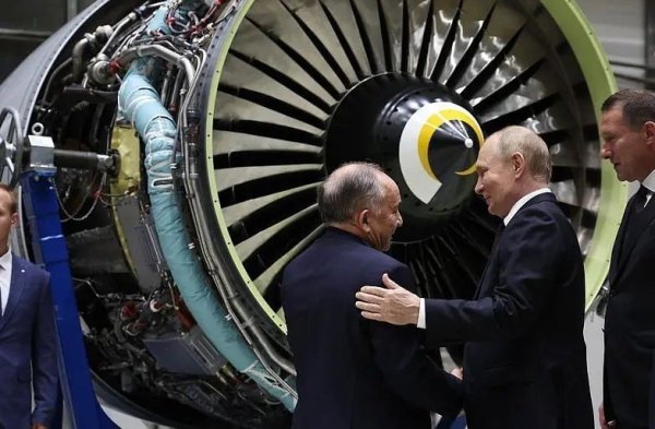 港盛国际 俄罗斯终于放下戒心，愿意向中国拿出压箱底的“宝贝”，只可惜一切为时已晚！